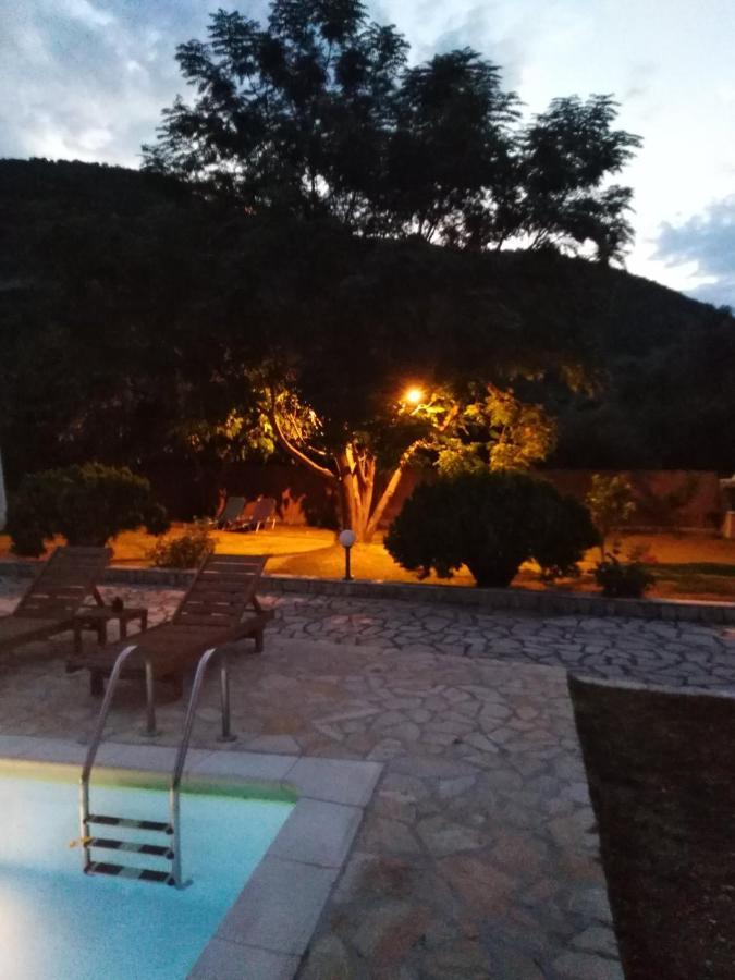 Red Villa Nydri  Exterior foto